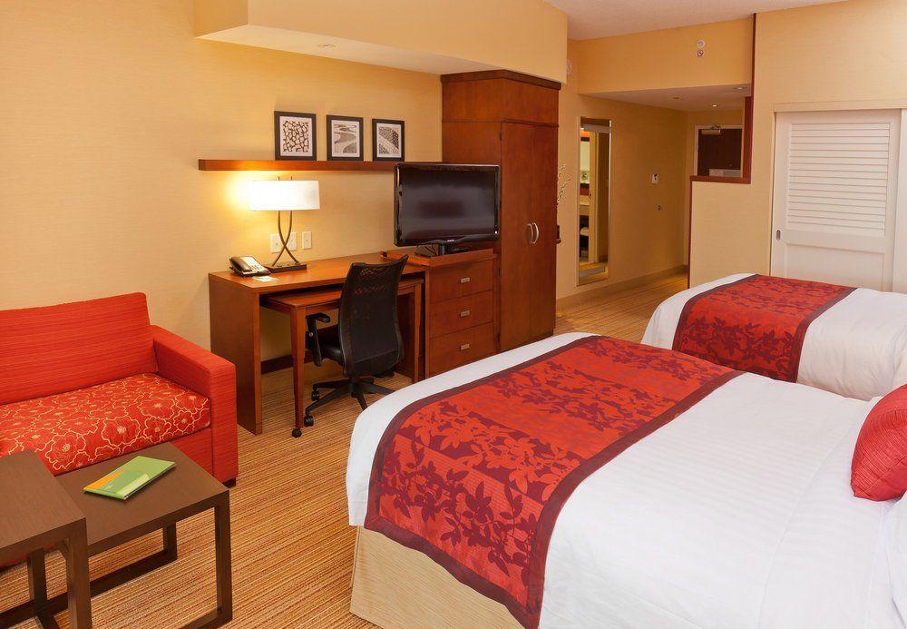 Courtyard By Marriott Buffalo Airport Cheektowaga Εξωτερικό φωτογραφία
