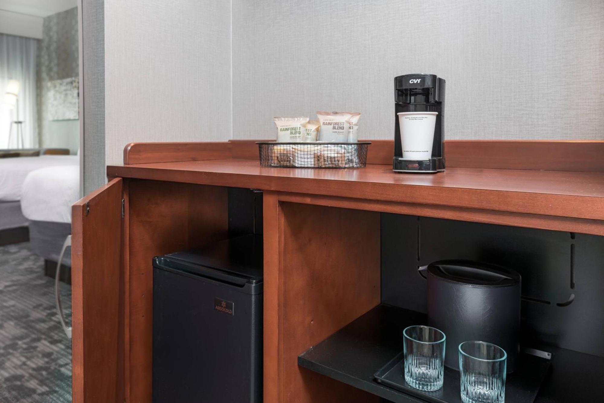 Courtyard By Marriott Buffalo Airport Cheektowaga Εξωτερικό φωτογραφία
