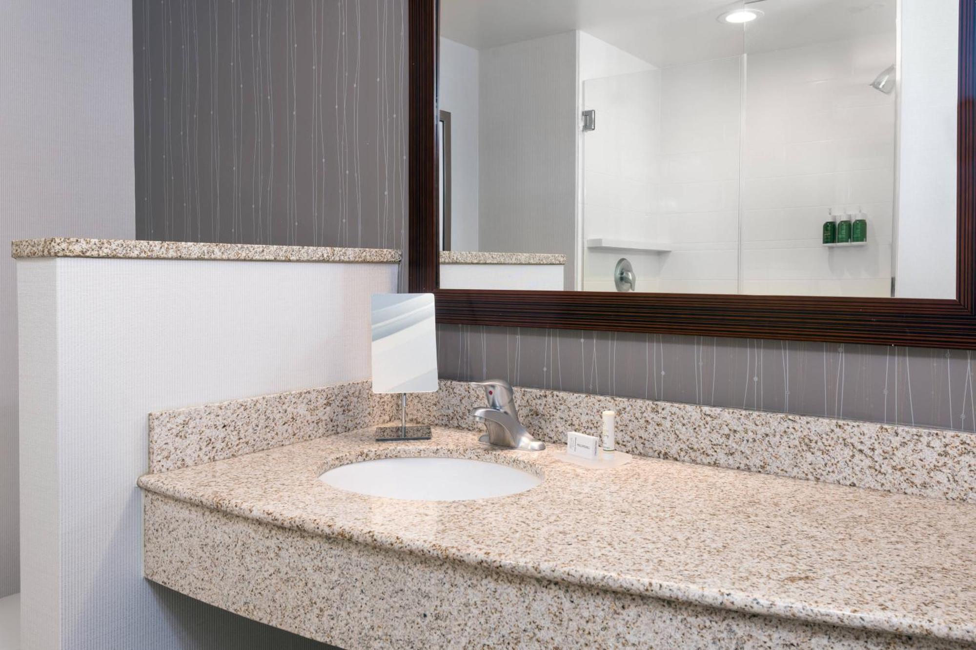 Courtyard By Marriott Buffalo Airport Cheektowaga Εξωτερικό φωτογραφία