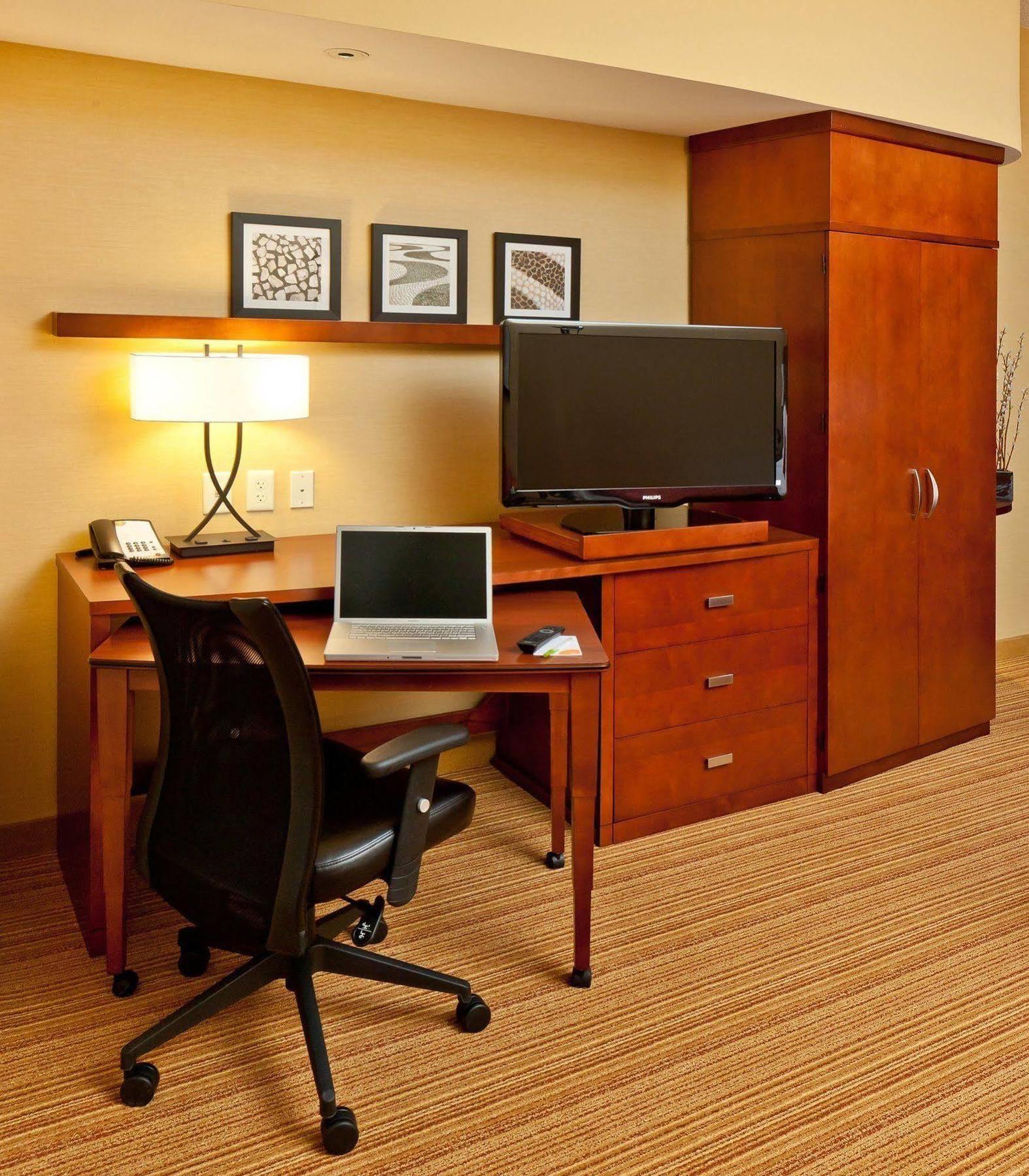 Courtyard By Marriott Buffalo Airport Cheektowaga Δωμάτιο φωτογραφία